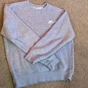 Grey nike crew neck
